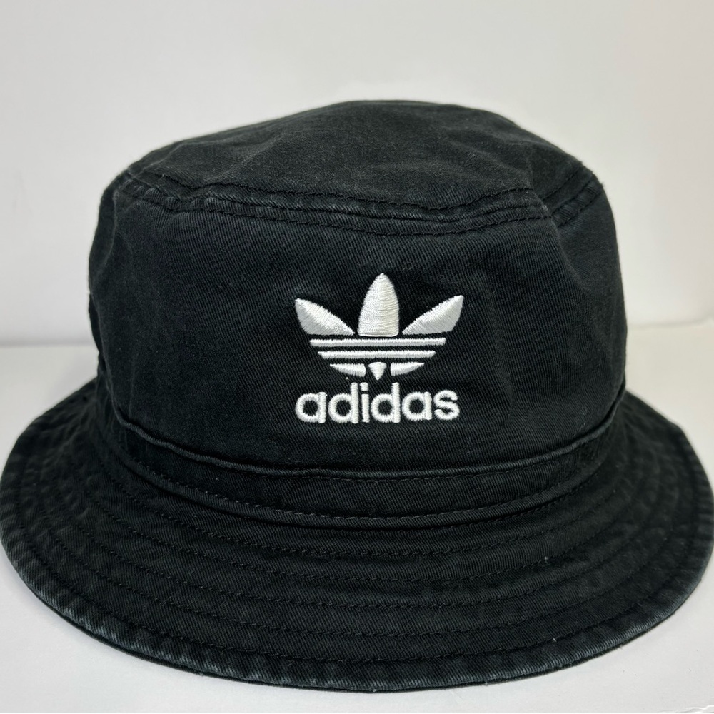 Classic Adidas black bucket hat, OSFA